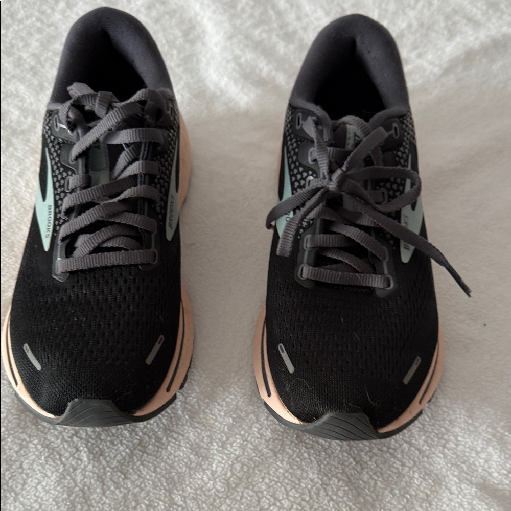 Brooks Women's Black and Peach Athletic Shoes - Picture 3 of 4